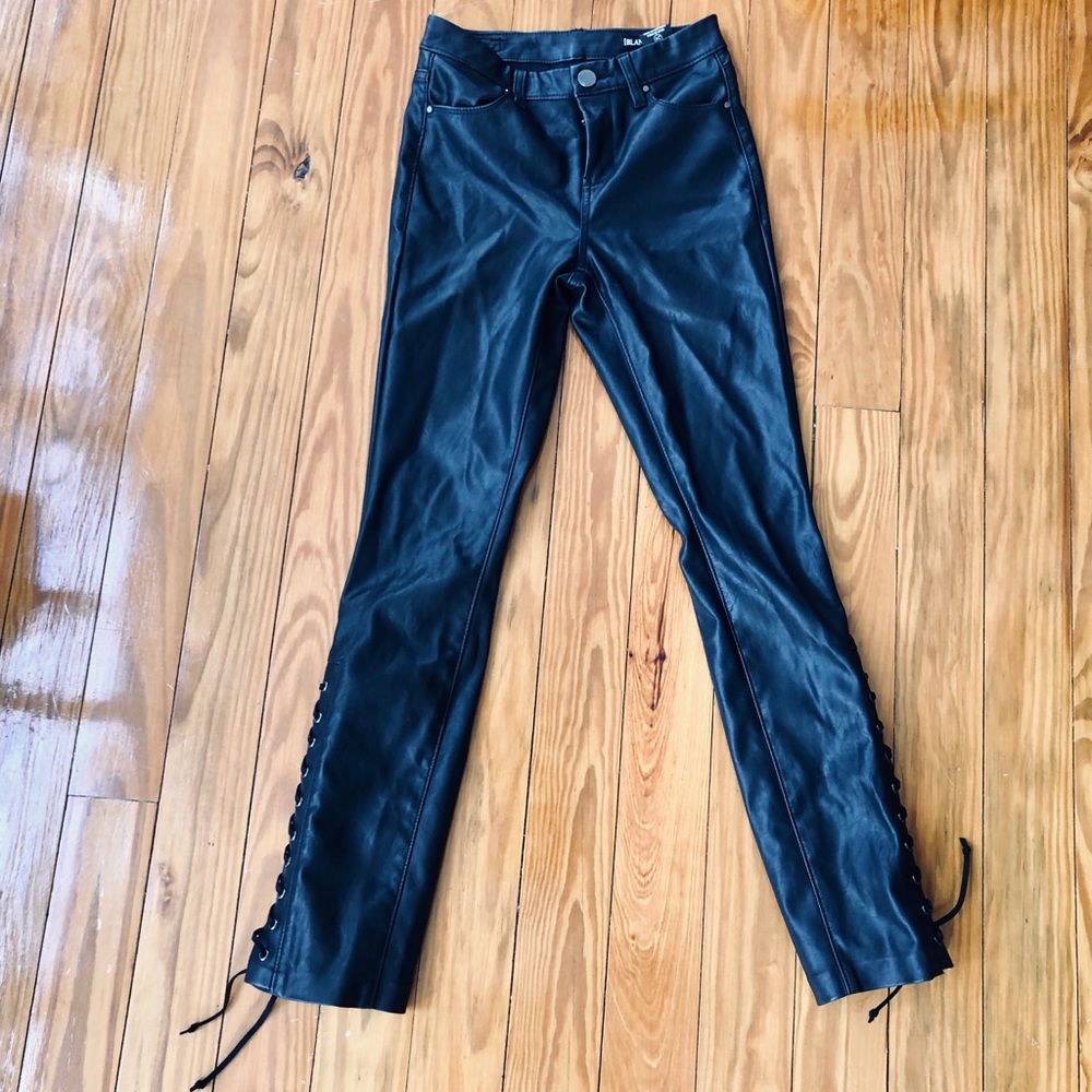 EUC Blank NYC faux leather skinny pants